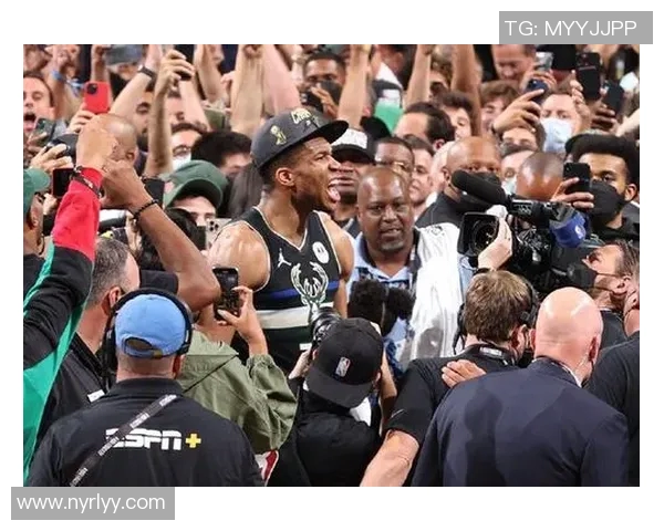 北京北汽队外援安德烈斯荣膺本赛季最有价值球员——展现巨星风采