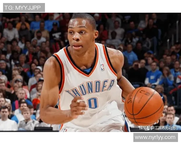 雷霆队首轮惨遭横扫，威少面临连续三年一轮游