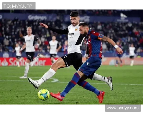 塞维利亚宣布签下巴萨边锋！引援竞争激烈！