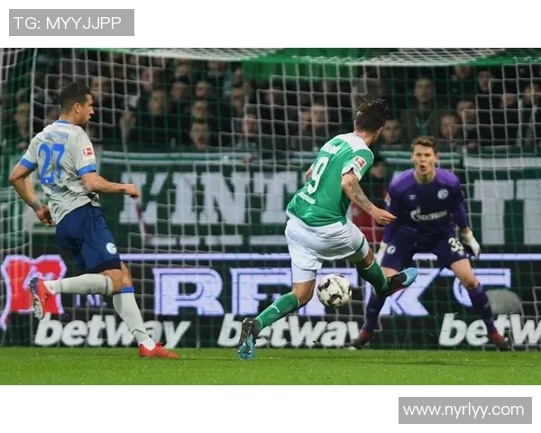 沙尔克04客场不敌连败，遭遇不莱梅双杀循环往复