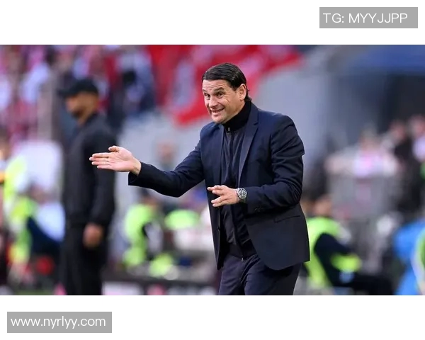 塞维利亚主帅黛佳尔宣布将离队，球队正在物色接班者